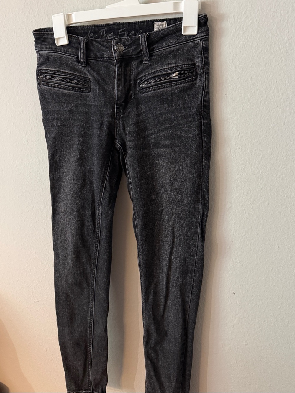 Free People Black Skinny Zip-Detail Jeans
